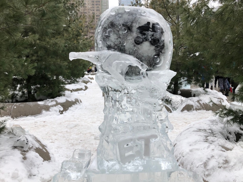 E.T. ice sculpture